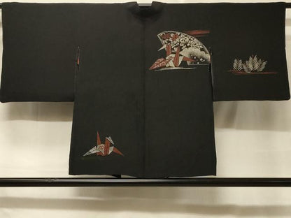 平和屋着物＃羽織　地紙折り鶴花文　黒地　銀糸　正絹　逸品　CABD7705in