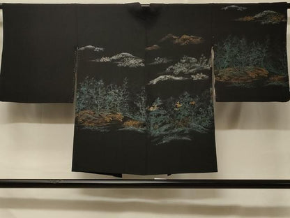 平和屋着物＃羽織　寿光織　風景文　黒地　金銀糸　正絹　逸品　CABD7706in
