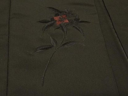 平和屋着物＃羽織　総刺繍　草花文　黒地　正絹　逸品　CABD7719in