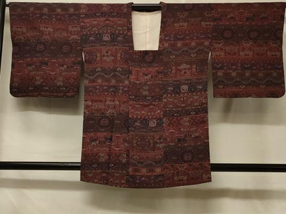 平和屋着物＃道行コート　狩猟文　正絹　逸品　CABD7735in