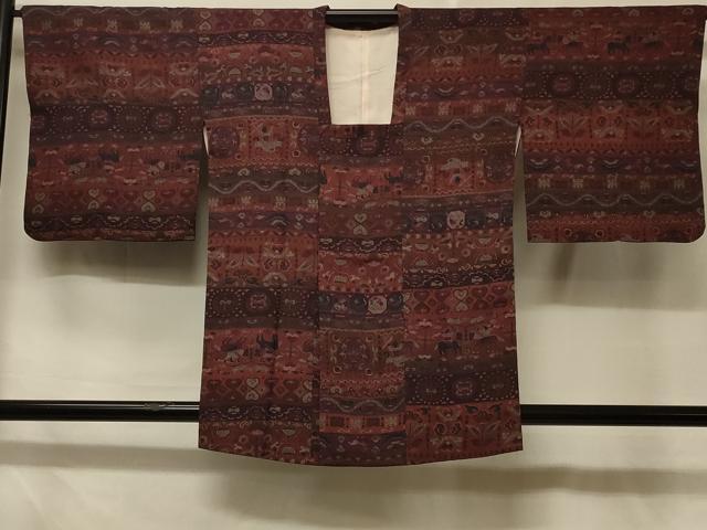平和屋着物＃道行コート　狩猟文　正絹　逸品　CABD7735in