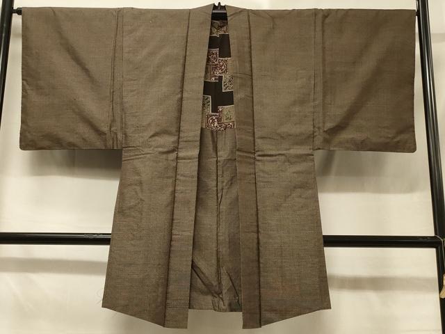 平和屋着物＃男性 本場大島紬 長羽織 80亀甲 総詰め 正絹 逸品 CABD7742in