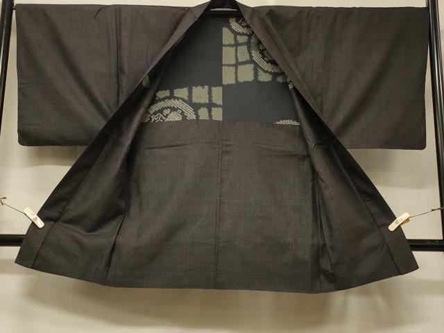 平和屋着物＃男性 本場大島紬 長羽織 80亀甲 総詰め 正絹 逸品 CABD7744in