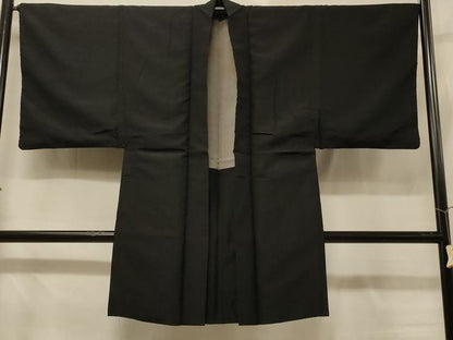 平和屋着物＃男性 長羽織 黒地 正絹 逸品 CABD7840in