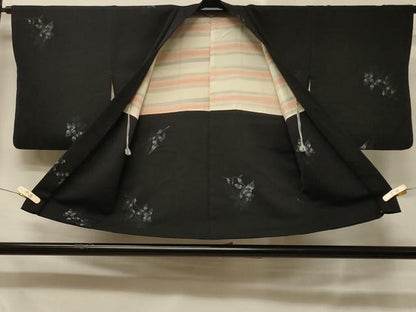 平和屋着物＃羽織　枝花文　黒地　銀糸　正絹　逸品　CABD7859in