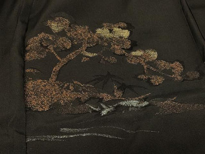 平和屋着物＃羽織 寿光織 風景文 黒地 金糸 正絹 逸品 CABD7880in