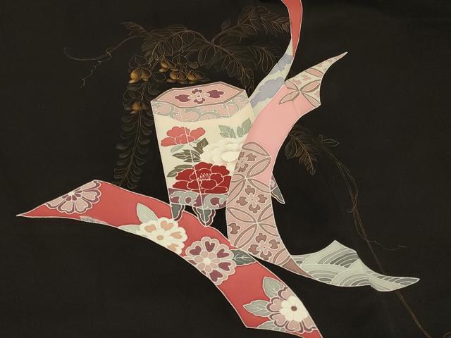 平和屋着物＃羽織　貝桶鬘帯花文　黒地　金彩　正絹　逸品　CABD7922in