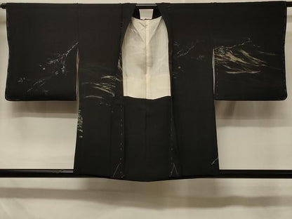 平和屋着物＃羽織　寿光織　枝葉文　黒地　金銀糸　正絹　逸品　未使用　CABD7923in