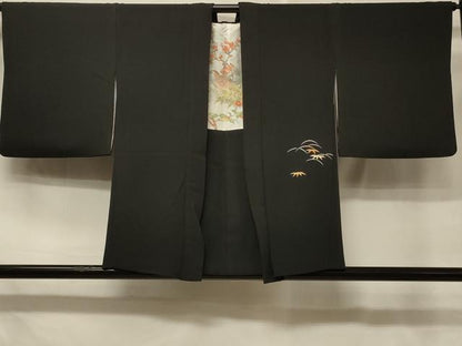 平和屋着物＃羽織　駒刺繍　貝桶草花文　黒地　金彩　正絹　逸品　CABD7929in
