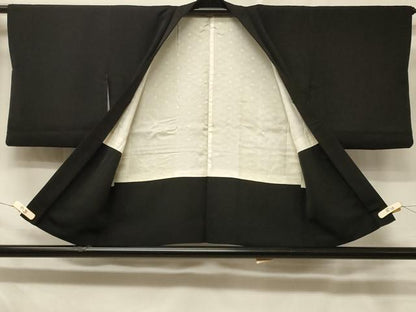 平和屋着物＃羽織　総刺繍　雲取り草花文　黒地　正絹　逸品　CABD7934in