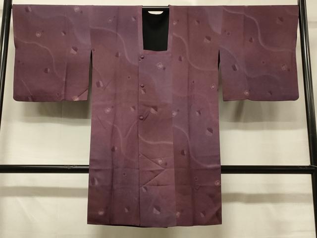 平和屋着物＃道行コート　リバーシブル　地紋起こし　流水文　暈し染め　黒地　ロング丈　正絹　逸品　CABD7984in