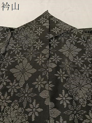 平和屋着物●上質な紬　花菱文　黒地　正絹　逸品　CABD8006vp