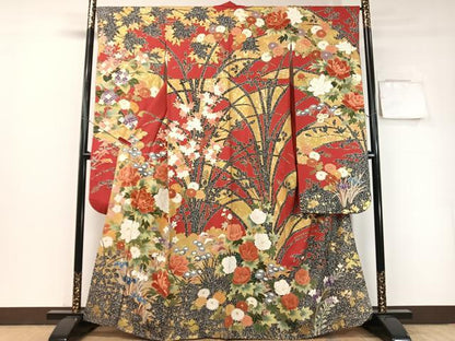 平和屋着物●豪華振袖　駒刺繍　草花文　たたき染め　金彩　正絹　逸品　CABD8011vp