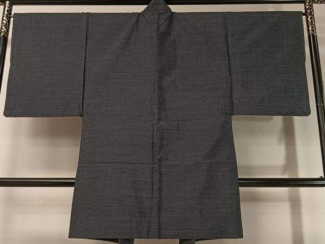 平和屋着物●男性　本場大島紬　アンサンブル　80亀甲　総詰め　正絹　逸品　未使用　CABD8045vp