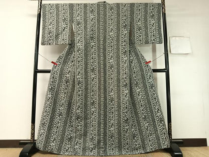 平和屋着物●小紋　鳳凰更紗間道　洗える着物　CABD8083vp