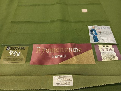 平和屋着物●上質な色無地　紫根　堅牢草木染　両面染　苔色　反端付き　正絹　逸品　未使用　CABD8094vp