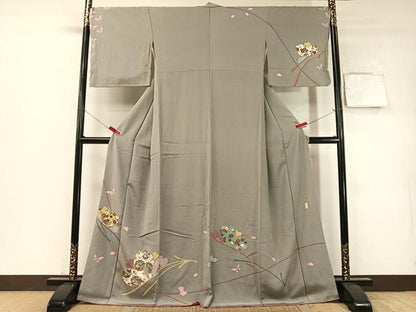 平和屋着物●訪問着　作家物　駒刺繍　花おとぎ　金彩　鬼しぼ縮緬　正絹　逸品　CABD8105vp