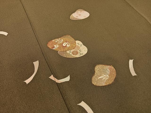 平和屋着物●訪問着　駒刺繍　貝合わせ花文　金彩　正絹　逸品　CABD8141vp