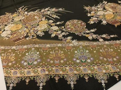 平和屋着物●豪華黒留袖　刺繍　正倉院鳳凰更紗　暈し染め　金彩　正絹　逸品　CABD8150vp