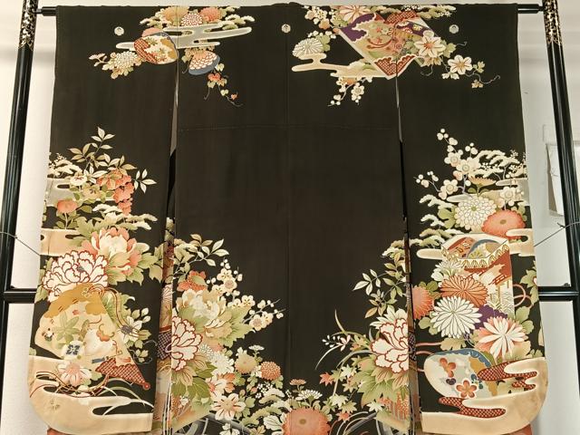 平和屋本店●アンティーク　大正ロマン　振袖　駒刺繍　霞几帳花文　黒地　金彩　正絹　逸品　CABD8174vp