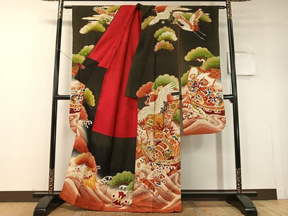 平和屋本店●アンティーク　大正ロマン　振袖　駒刺繍　飛鶴宝船浜松文　暈し染め　黒地　金彩　正絹　逸品　CABD8175vp
