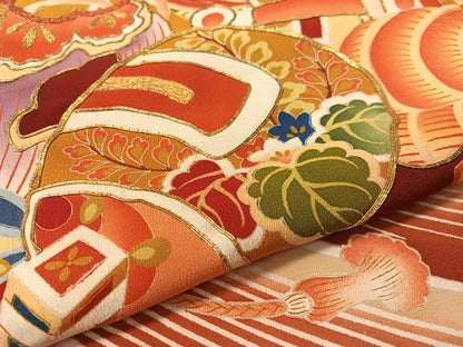 平和屋本店●アンティーク　大正ロマン　振袖　駒刺繍　飛鶴宝船浜松文　暈し染め　黒地　金彩　正絹　逸品　CABD8175vp