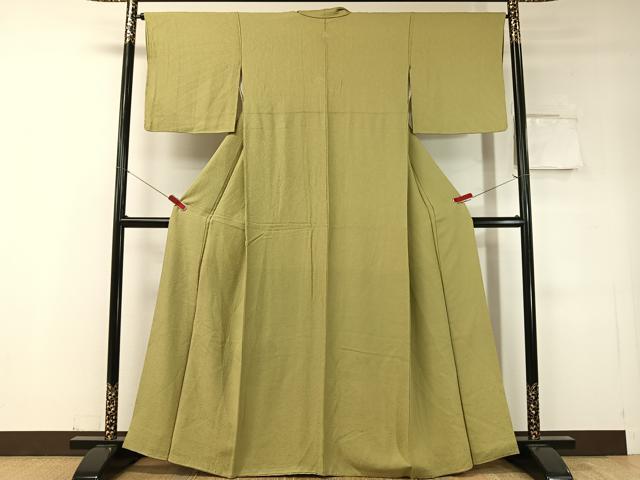 平和屋着物●上質な色無地　紋意匠　抹茶色　正絹　逸品　CABD8191vp