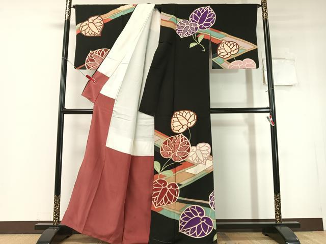 平和屋着物●中国三大刺繍　相良刺繍　訪問着　駒刺繍　葵文様　黒地　金彩　正絹　逸品　CABD8207vp