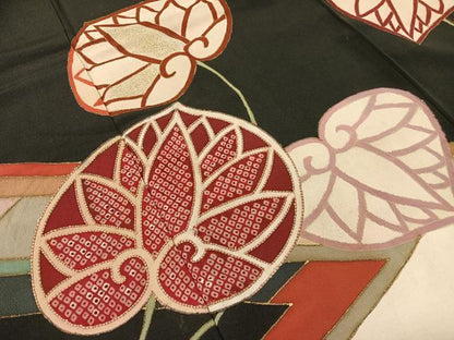 平和屋着物●中国三大刺繍　相良刺繍　訪問着　駒刺繍　葵文様　黒地　金彩　正絹　逸品　CABD8207vp