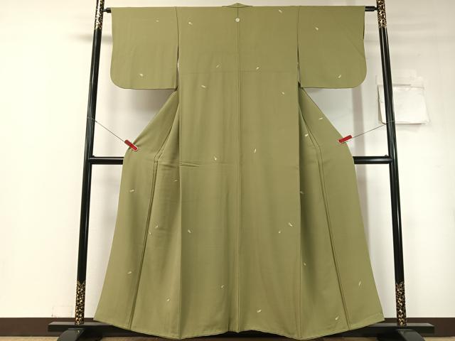 平和屋着物●上質な小紋　手描き　舞桜　金彩　正絹　逸品　CABD8208vp