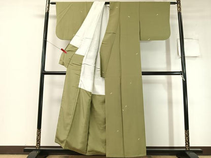 平和屋着物●上質な小紋　手描き　舞桜　金彩　正絹　逸品　CABD8208vp