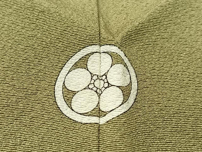 平和屋着物●上質な小紋　手描き　舞桜　金彩　正絹　逸品　CABD8208vp