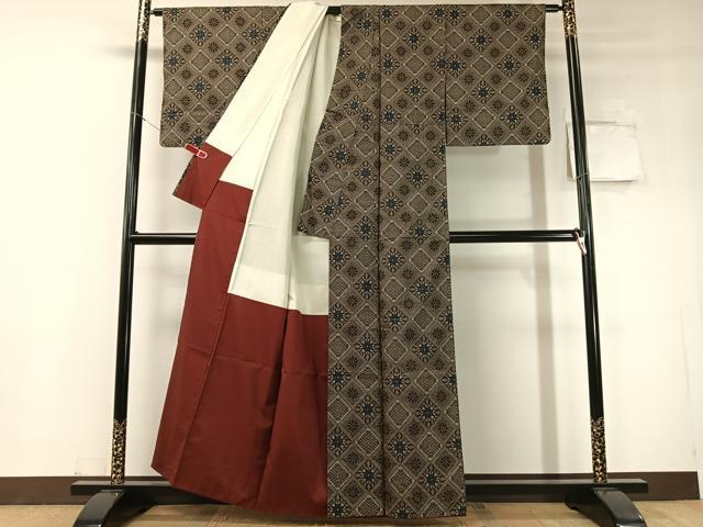 平和屋着物●本場大島紬　龍郷絣　花菱文　正絹　逸品　CABD8226vp