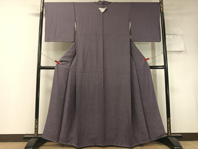 平和屋着物●上質な色無地　草花地紋　深紫色　正絹　逸品　未使用　CABD8315vp 平和屋着物○上質な色無地 草花地紋 深紫色 正絹 逸品 未使用