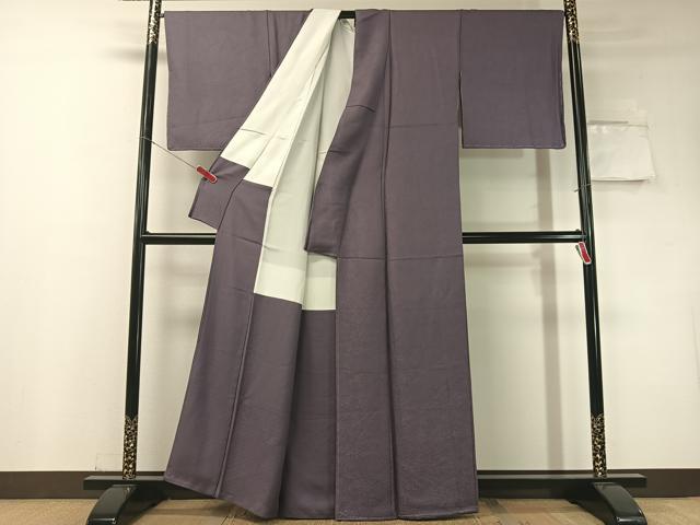 平和屋着物●上質な色無地　草花地紋　深紫色　正絹　逸品　未使用　CABD8315vp 平和屋着物○上質な色無地 草花地紋 深紫色 正絹 逸品 未使用