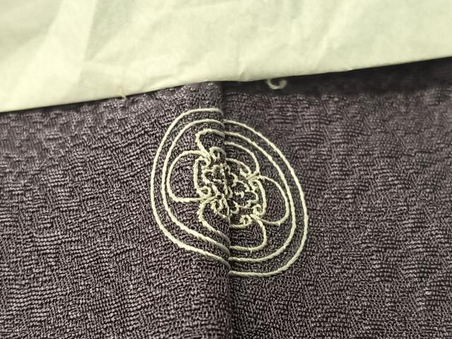 平和屋着物●上質な色無地　草花地紋　深紫色　正絹　逸品　未使用　CABD8315vp 平和屋着物○上質な色無地 草花地紋 深紫色 正絹 逸品 未使用