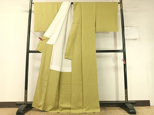 平和屋着物●上質な色無地　吉祥地紋　抹茶色　正絹　逸品　未使用　CABD8320vp
