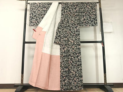 平和屋着物●上質な小紋　枝花文　黒地　ほてい屋扱い　正絹　逸品　未使用　CABD8346vp
