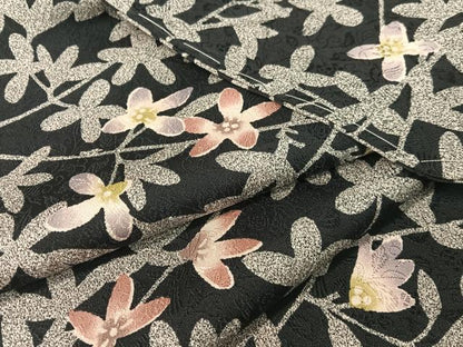 平和屋着物●上質な小紋　枝花文　黒地　ほてい屋扱い　正絹　逸品　未使用　CABD8346vp