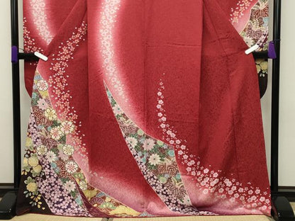 平和屋着物●豪華振袖　駒刺繍　舞桜花文　暈し染め　金彩　金通し地　正絹　逸品　CABD8822gh