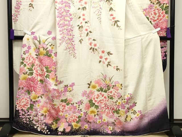 平和屋着物●豪華振袖　刺繍　舞花文　暈し染め　金銀彩　銀通し地　正絹　逸品　CABD8876gh