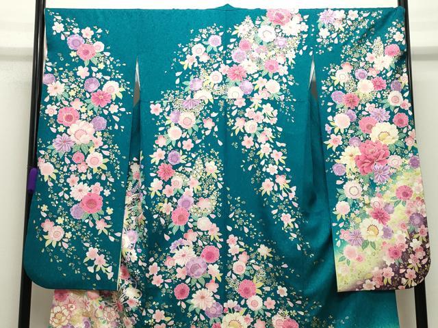 平和屋着物●豪華振袖　刺繍　舞花文　暈し染め　金彩　銀通し地　正絹　逸品　CABD8877gh