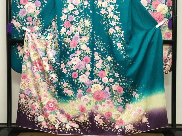 平和屋着物●豪華振袖　刺繍　舞花文　暈し染め　金彩　銀通し地　正絹　逸品　CABD8877gh