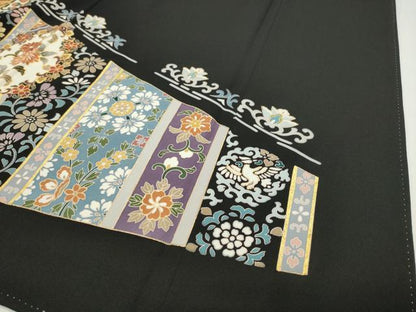 平和屋着物●豪華黒留袖　駒刺繍　鳳凰花唐草文　金彩　正絹　逸品　CABD8887gh