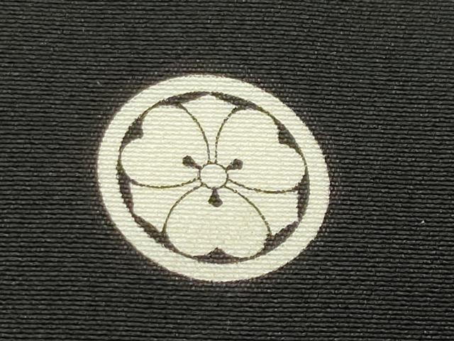 平和屋着物●豪華黒留袖　駒刺繍　鳳凰花唐草文　金彩　正絹　逸品　CABD8887gh