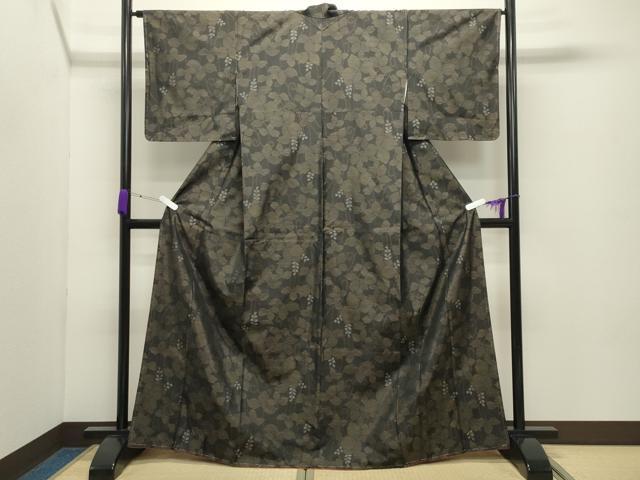 平和屋着物●本場大島紬　花唐草文　正絹　逸品　未使用　CABD8905gh