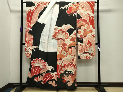 平和屋本店●アンティーク　大正ロマン　振袖　駒刺繍　立波松花文　黒地　金彩　正絹　逸品　CABD8924gh