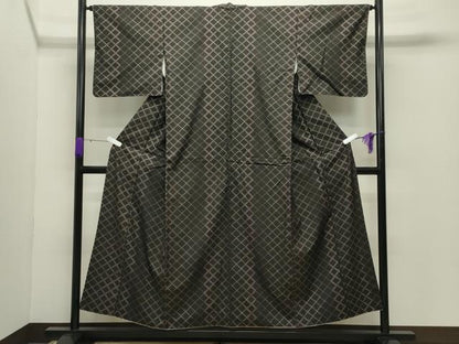 平和屋着物●本場大島紬　7マルキ　菱文　正絹　逸品　CABD8933gh