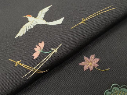 平和屋着物●訪問着　駒刺繍　吹き寄せ尾長鳥文　金彩　正絹　逸品　CABD8944gh