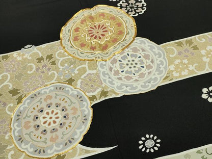 平和屋着物●豪華黒留袖　作家物　駒刺繍　正倉院花唐草文　金彩　ほてい屋扱い　正絹　逸品　CABD8947gh